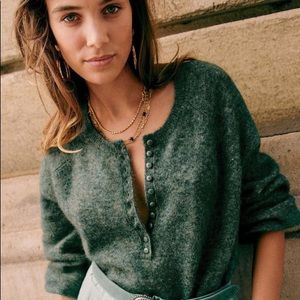 Sézane Leon Jumper Size Medium in Sage Green